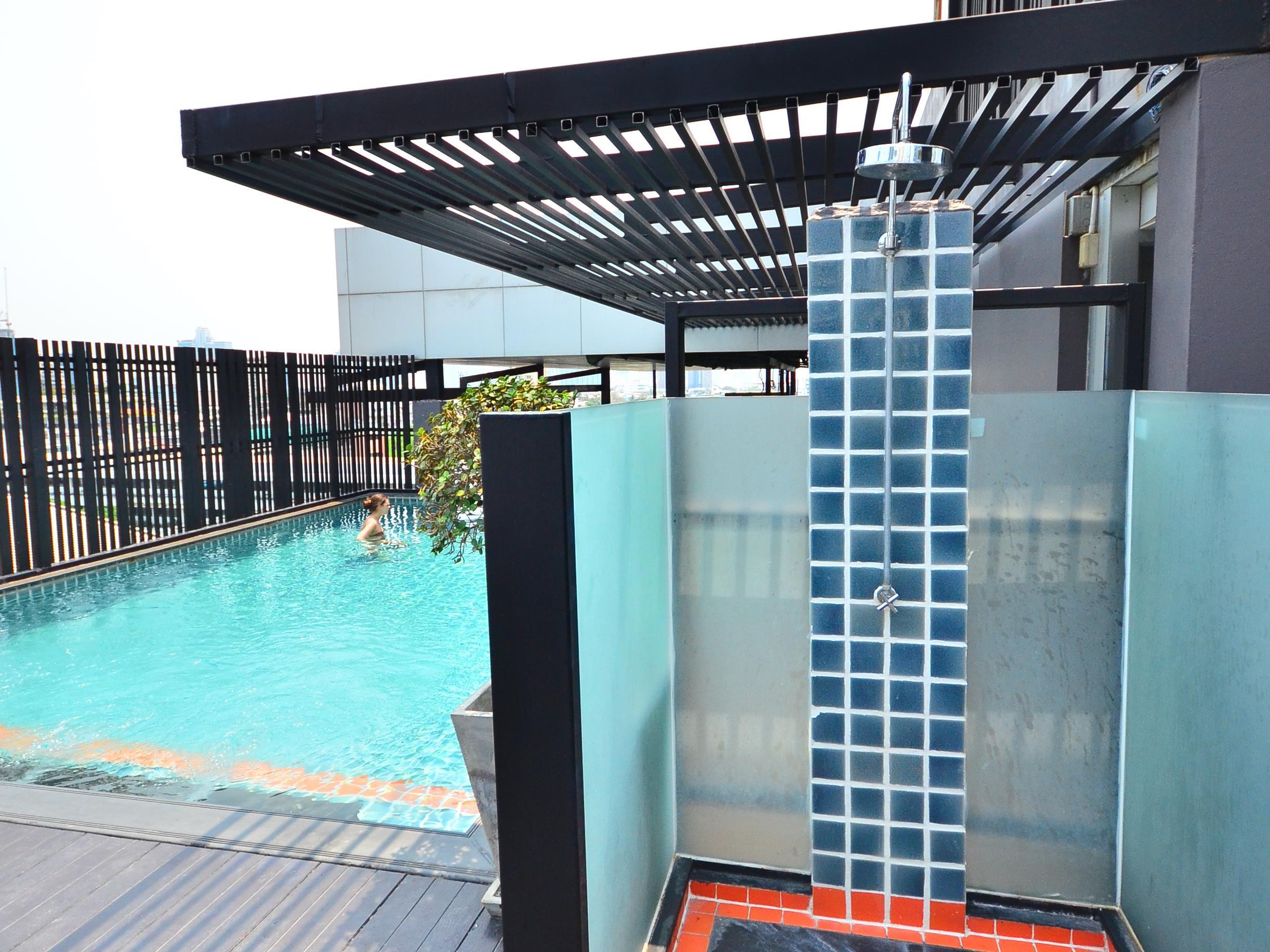 H-Residence Bangkok Buitenkant foto