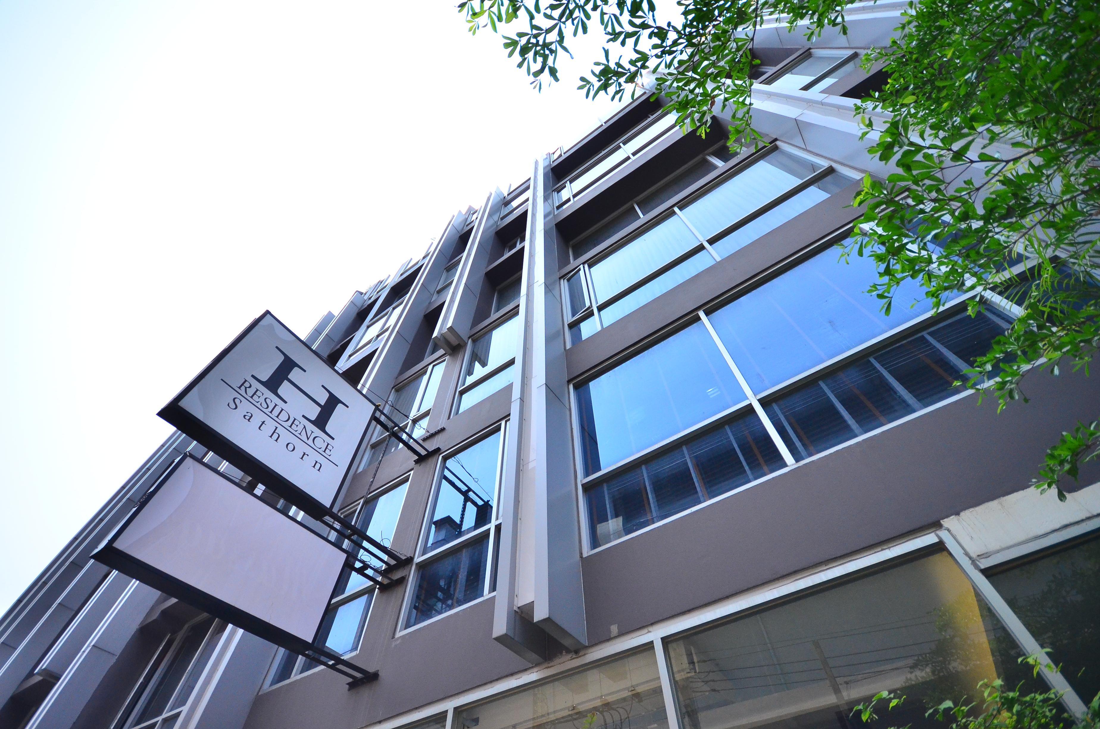 H-Residence Bangkok Buitenkant foto