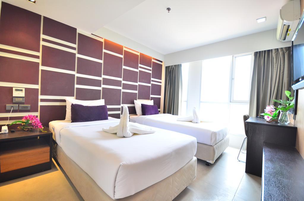 H-Residence Bangkok Buitenkant foto
