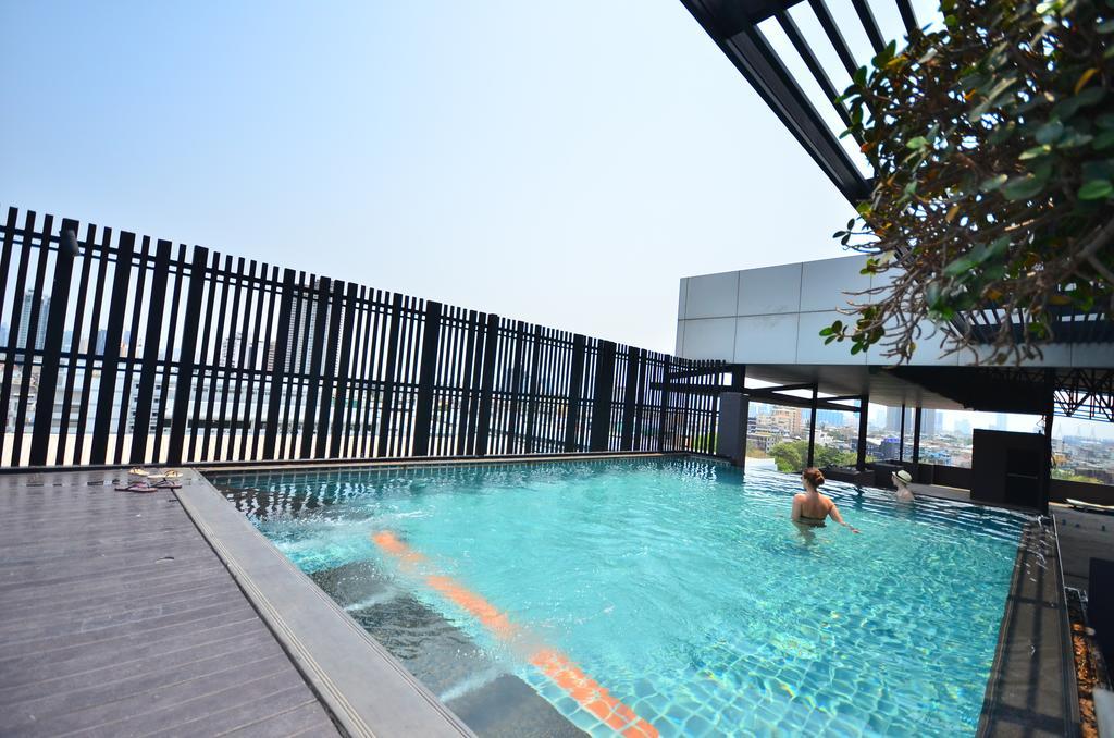 H-Residence Bangkok Buitenkant foto